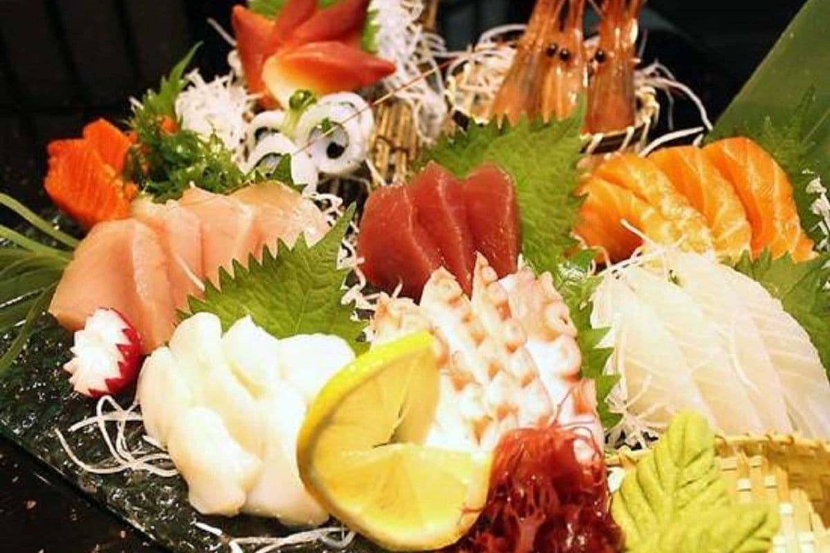 24 Sashimi Combo