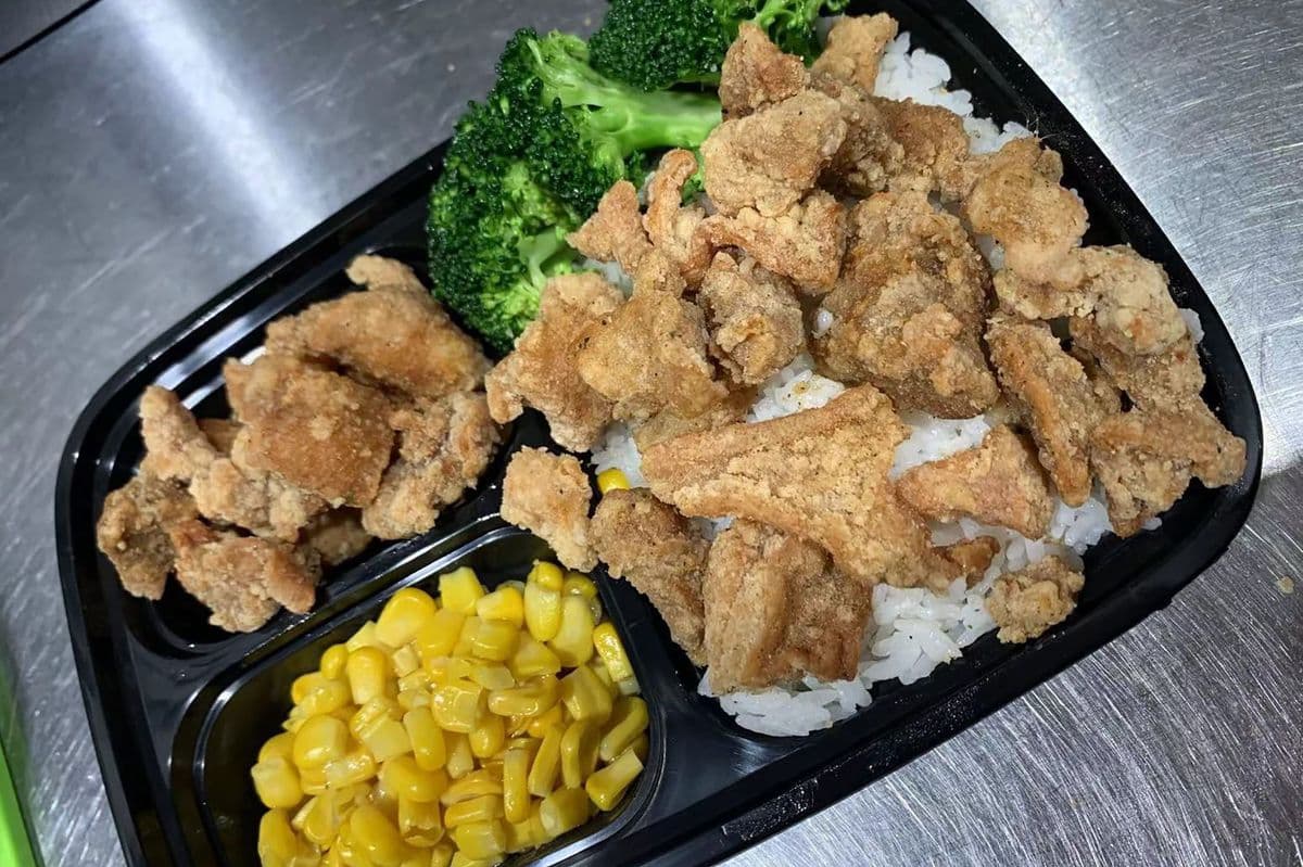 F2. Popcorn Chicken on Rice