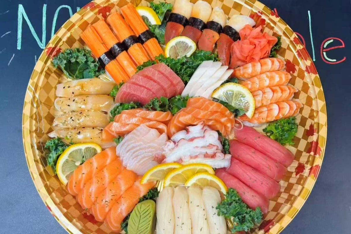 P8 Sushi & Sashimi Tray 54pcs