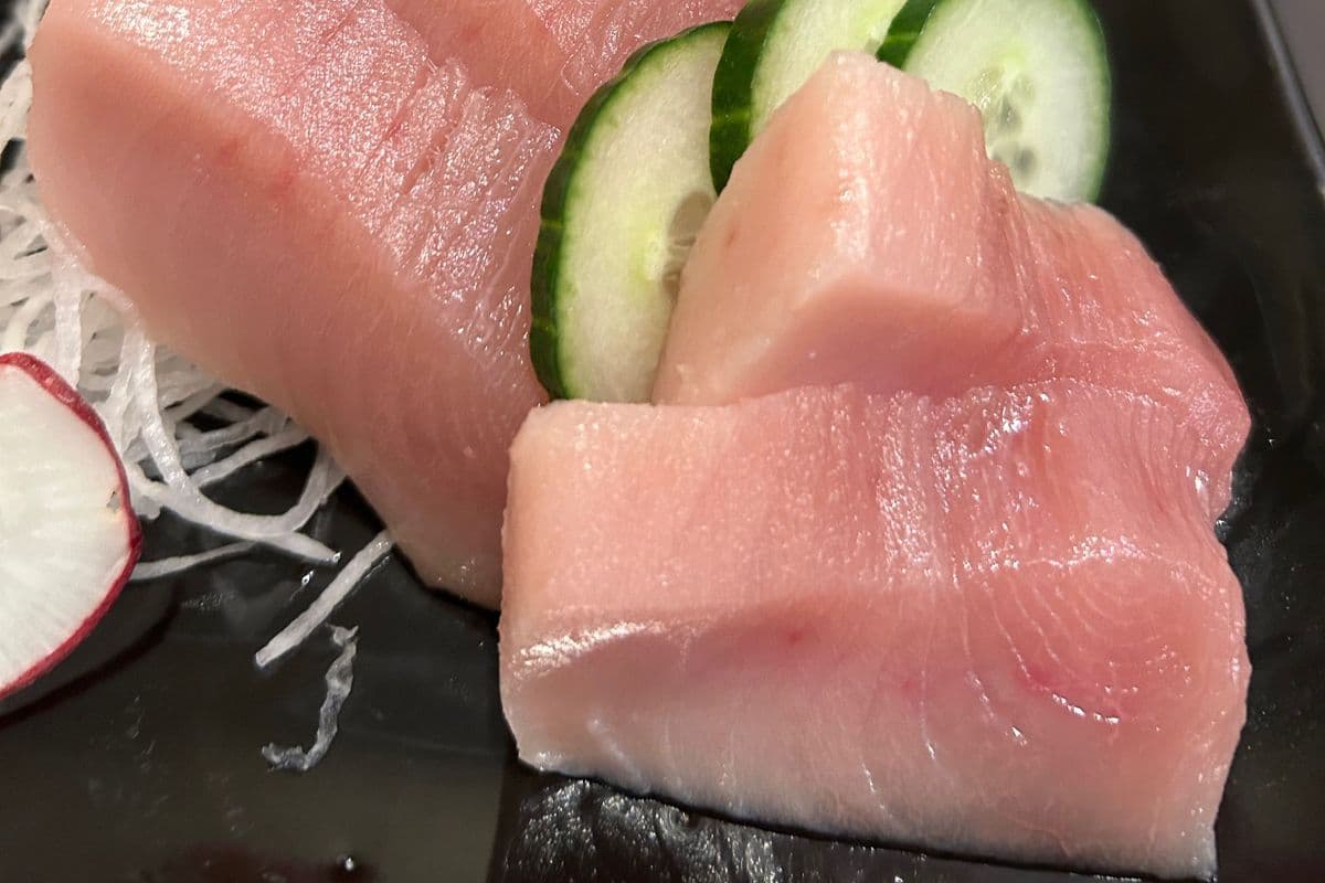 Local Albacore Tuna Sashimi (5 pieces )