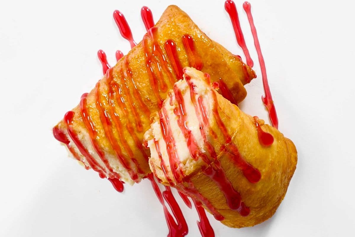 Fried Cheesecake Roll