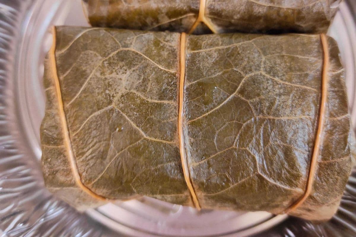 D24. Sticky Rice Wrap (1 pc)
