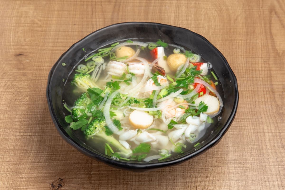 25. Seafood with Rice Noodles in Soup - Pho Do Bien