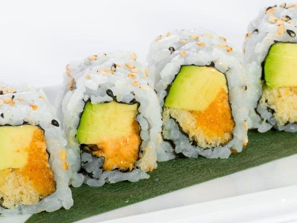 VM08. Spicy Crispy Roll (6 Pcs)