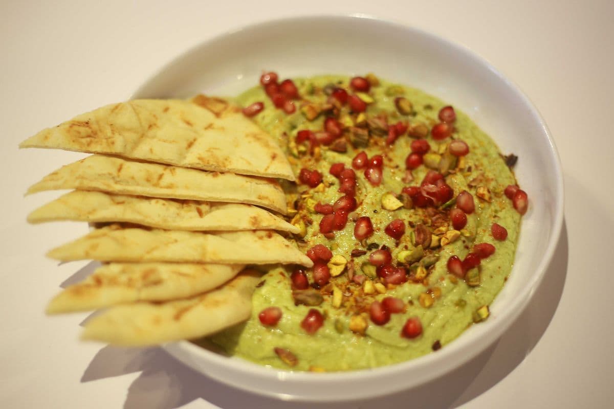 Avocado Infused Hummus (veg)