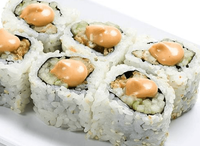 83. Spicy Chicken Tempura Roll (6 pcs)