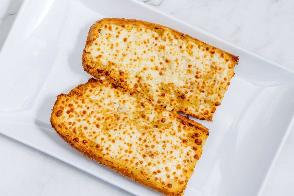 Garlic bread with Cheese