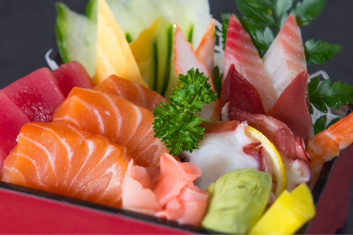 90. Chirashi