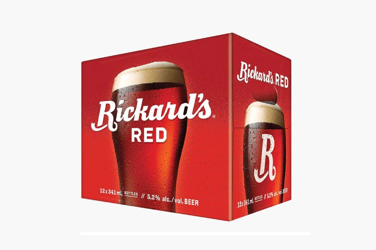 927236 - RICKARDS RED (12 x 341ML BOTTLES)