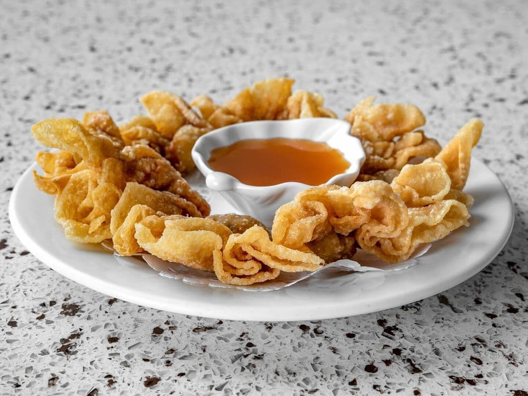 4. Deep Fried Wontons (8 Pieces)