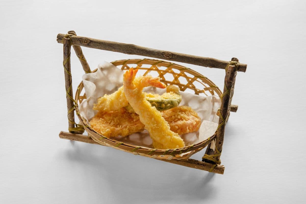 28. Appetizer Tempura (5 pcs)