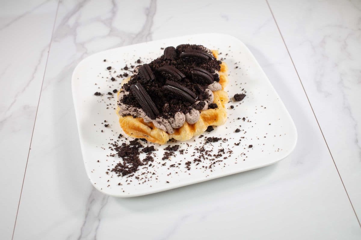 Oreo Cream Croffle