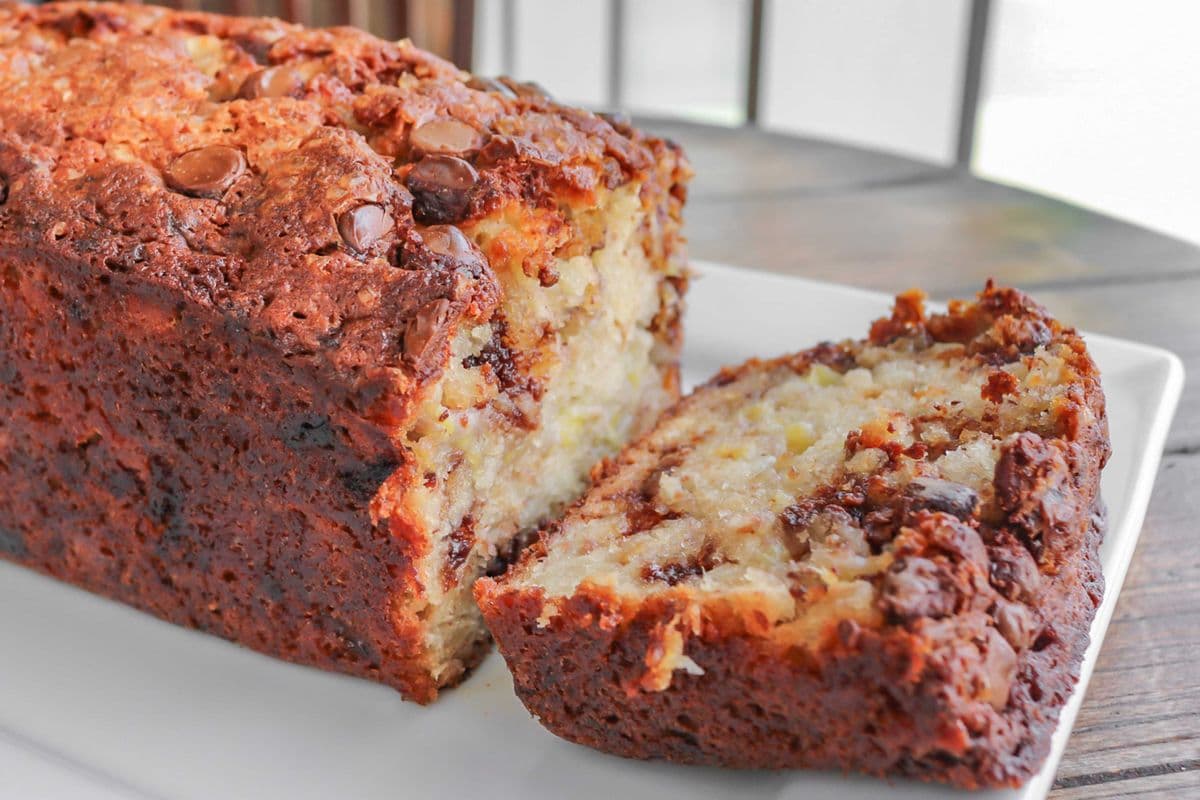 Chocolate Chip Banana Bread (1 pc)