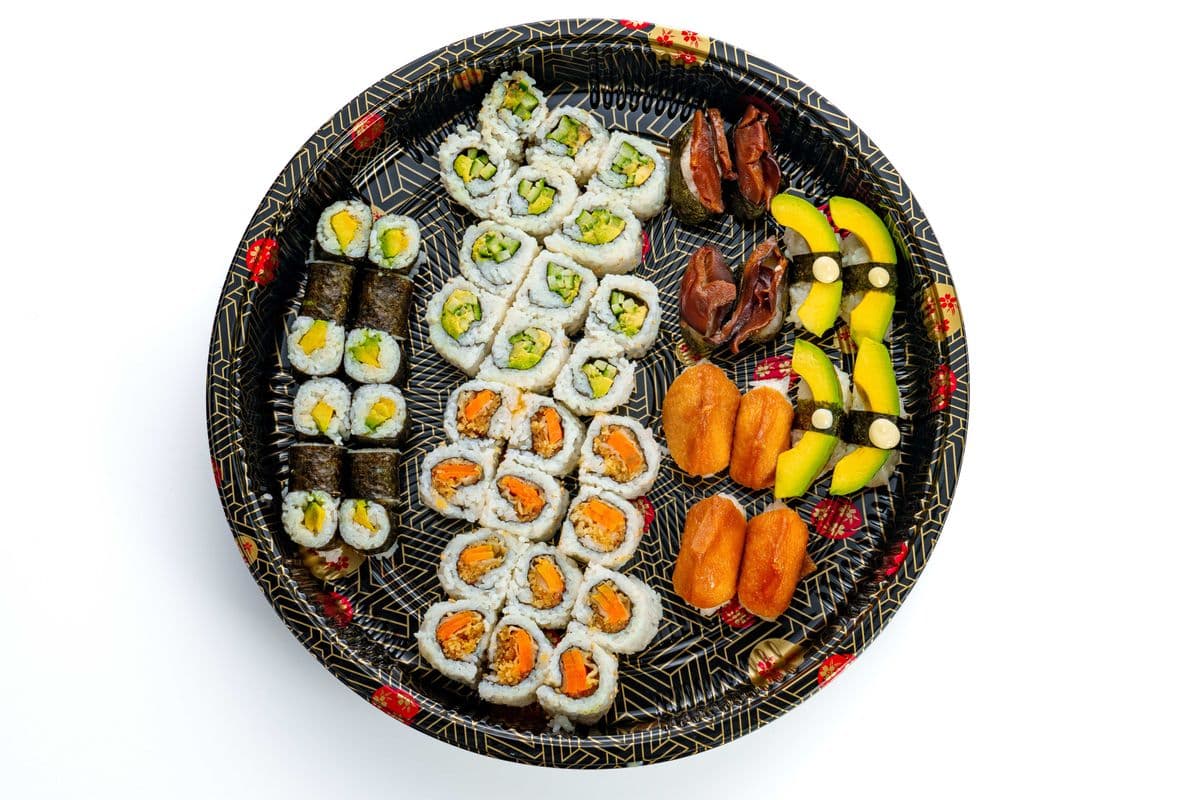 P5. Vegetarian Sushi and Maki Roll (60 pcs）