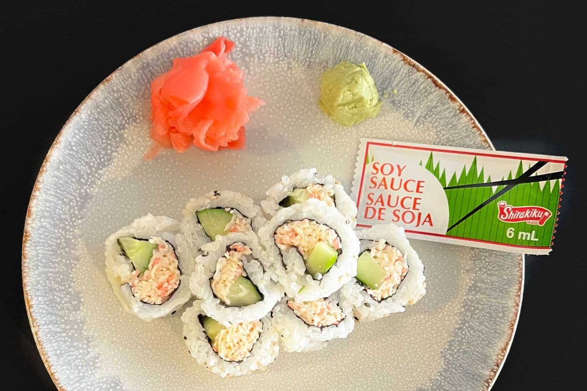 Spicy California Roll (6 pc)