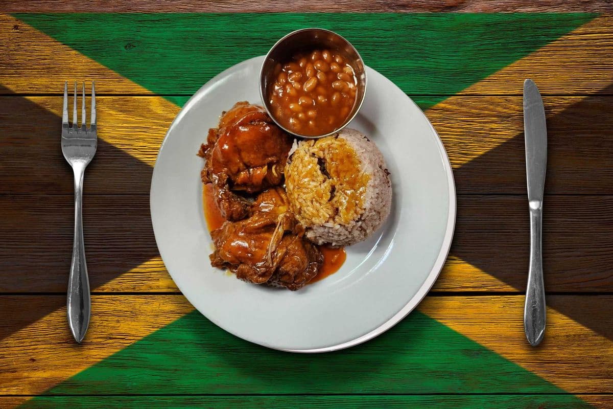 PINEAPPLE STEWED CHICKEN