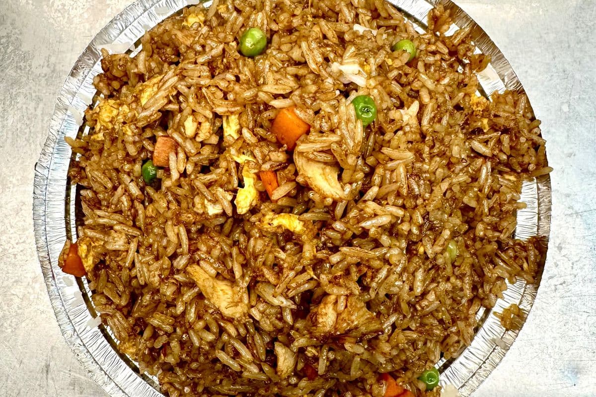 R16. Riz frit au poulet / Chicken Fried Rice