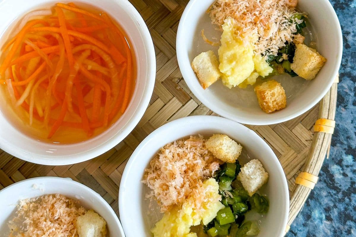 4. Vietnamese Steamed Rice Cakes