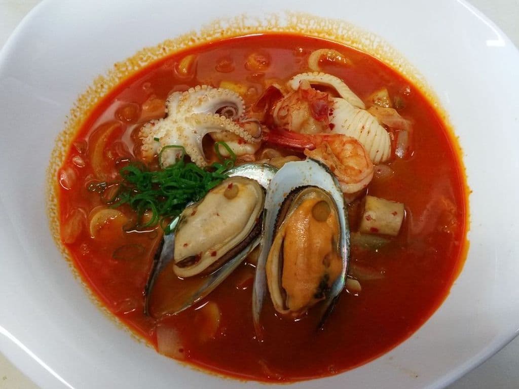 Spicy Seafood Udon
