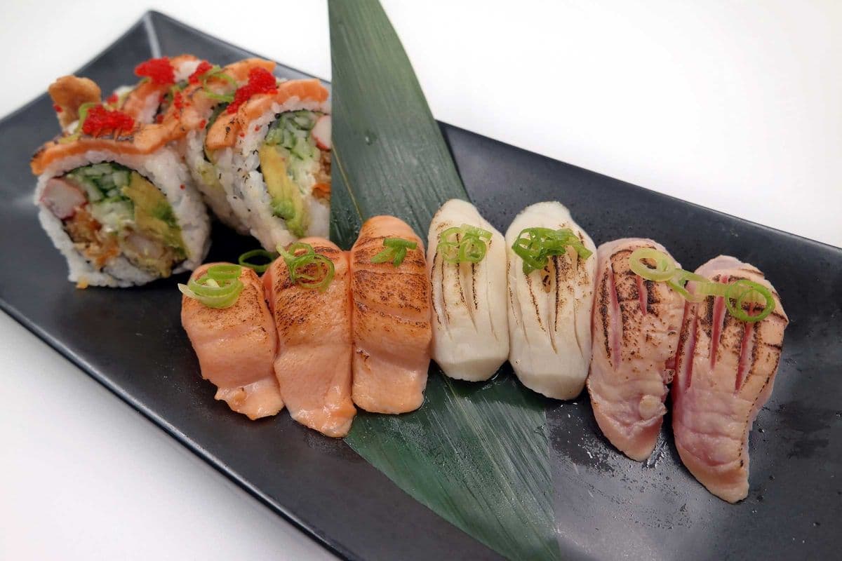 Aburi Sushi Combo
