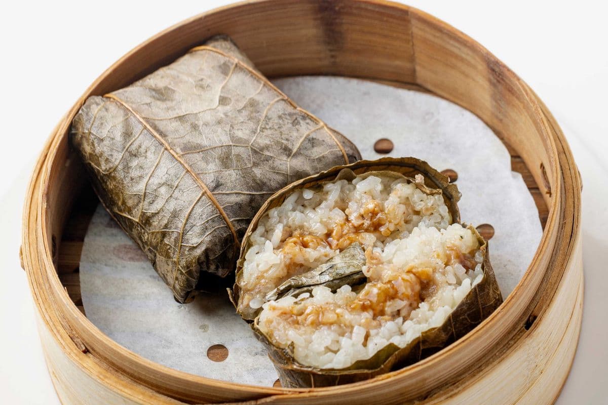 020. Steamed Pork Sticky Rice in Lotus Leaf 糯米雞 (2 pcs)