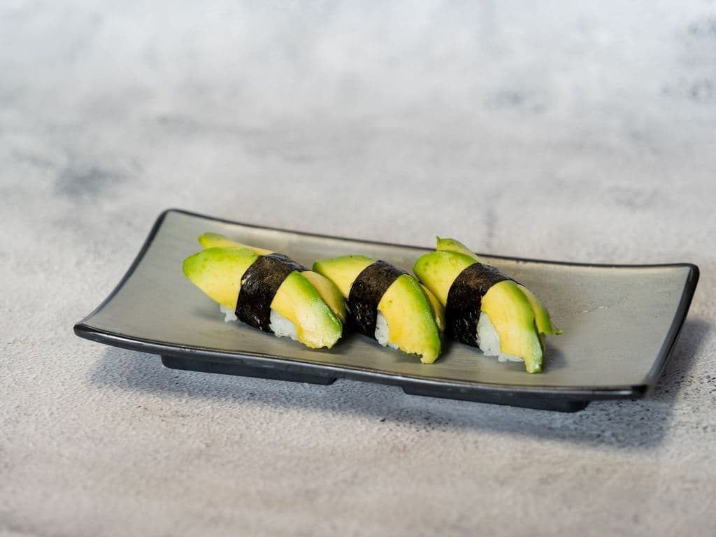 SU13 Avocado Sushi (3pcs)
