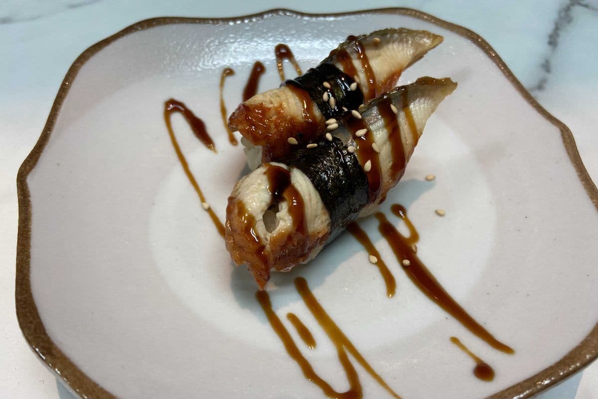 BBQ Eel (Unagi) Sushi (2 pcs)