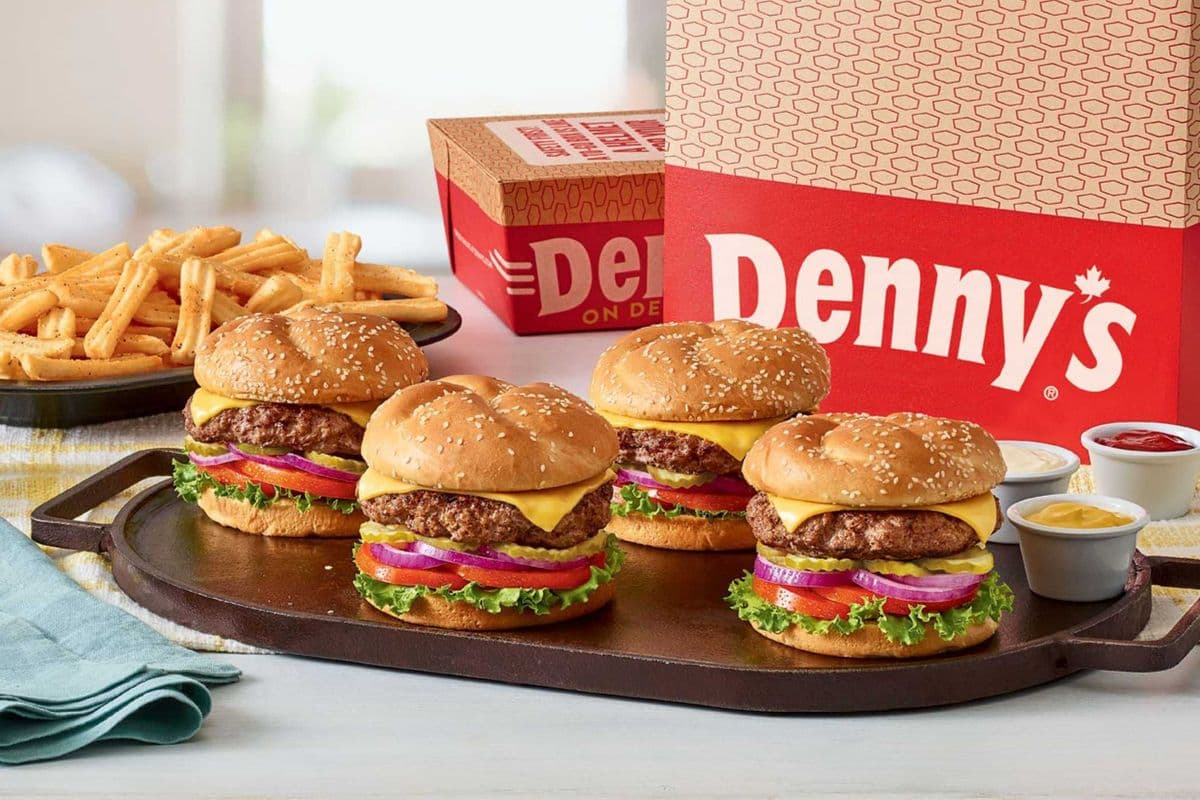 Cheeseburger Pack For Four People