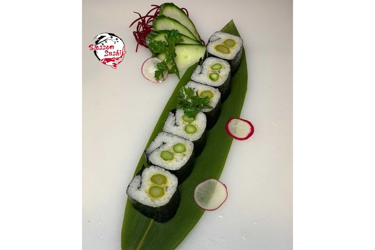 Deep Fried Asparagus Roll (6 pcs)