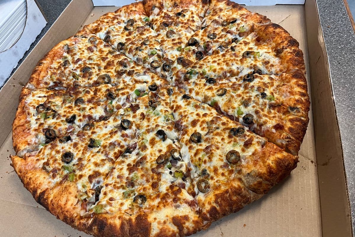 12" Medium Pizza