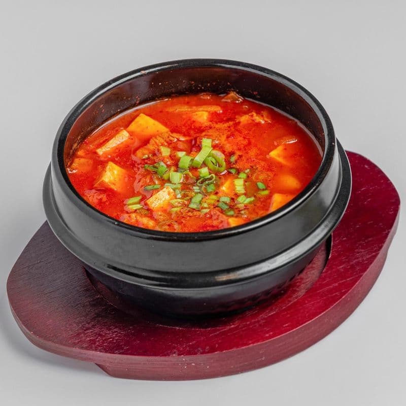 Pork Kimchi Soup / 김치찌개 🌶️