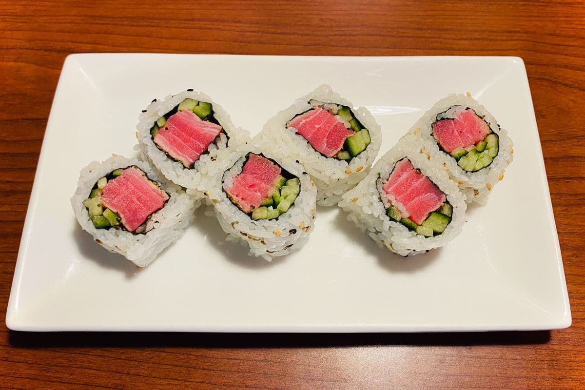 Pepper Ahi Red Tuna Roll