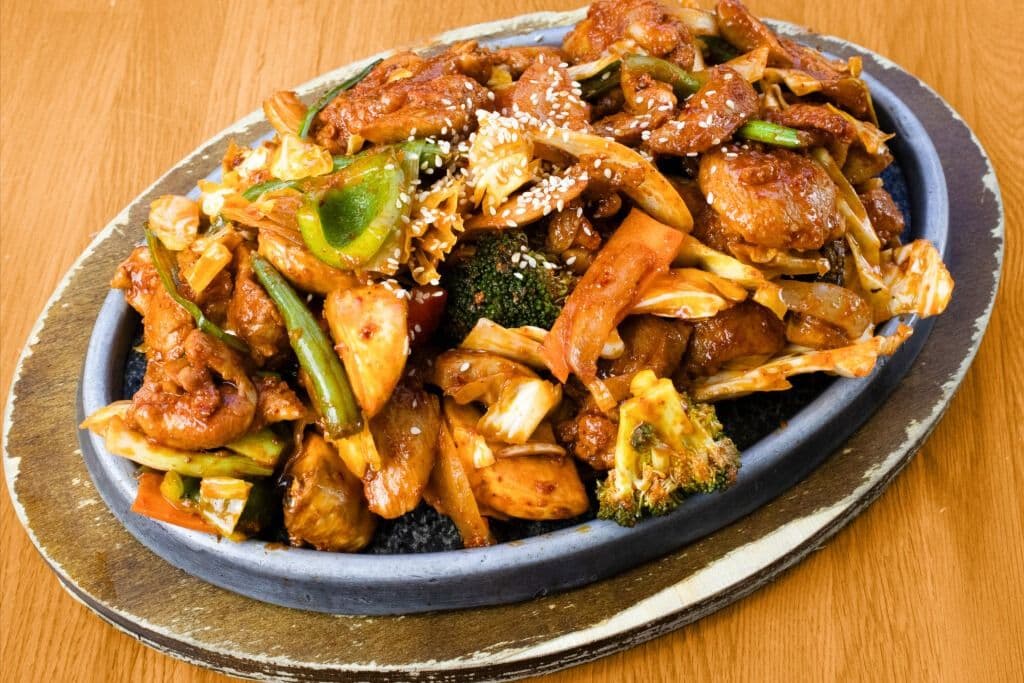 S5. Chicken Bokkeum (닭갈비 볶음)