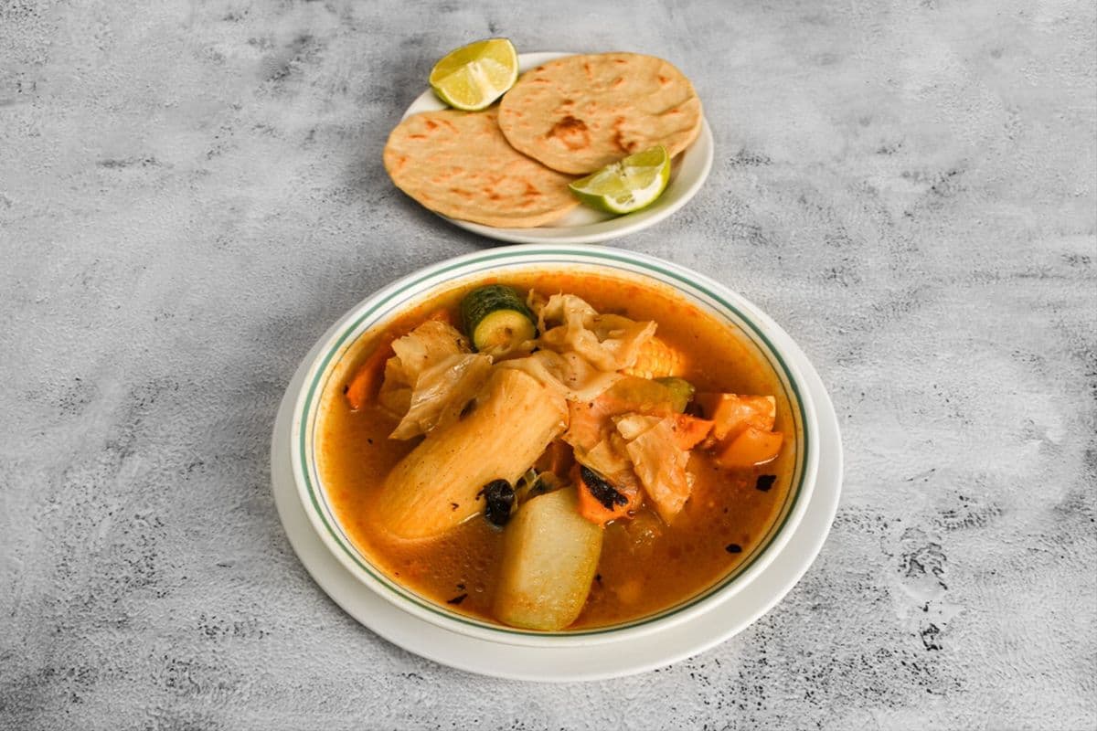 Beef Soup / Sopa de Res