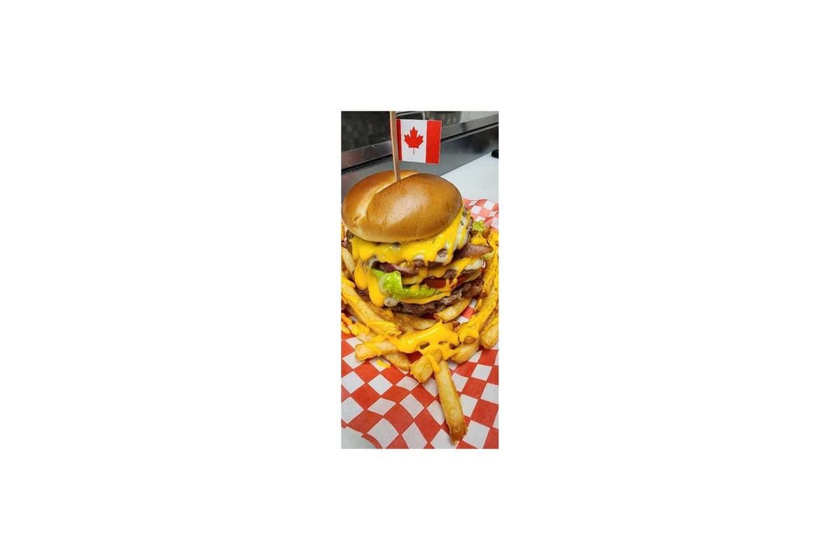 Crazy Burger with fries