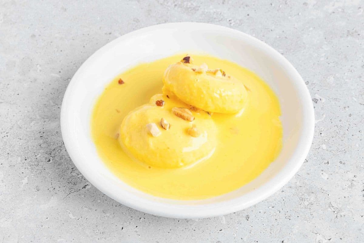 Ras Malai is (1 pc)