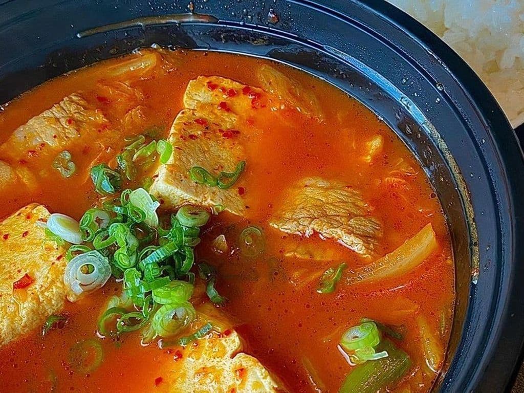 Kimchi Jjigae
