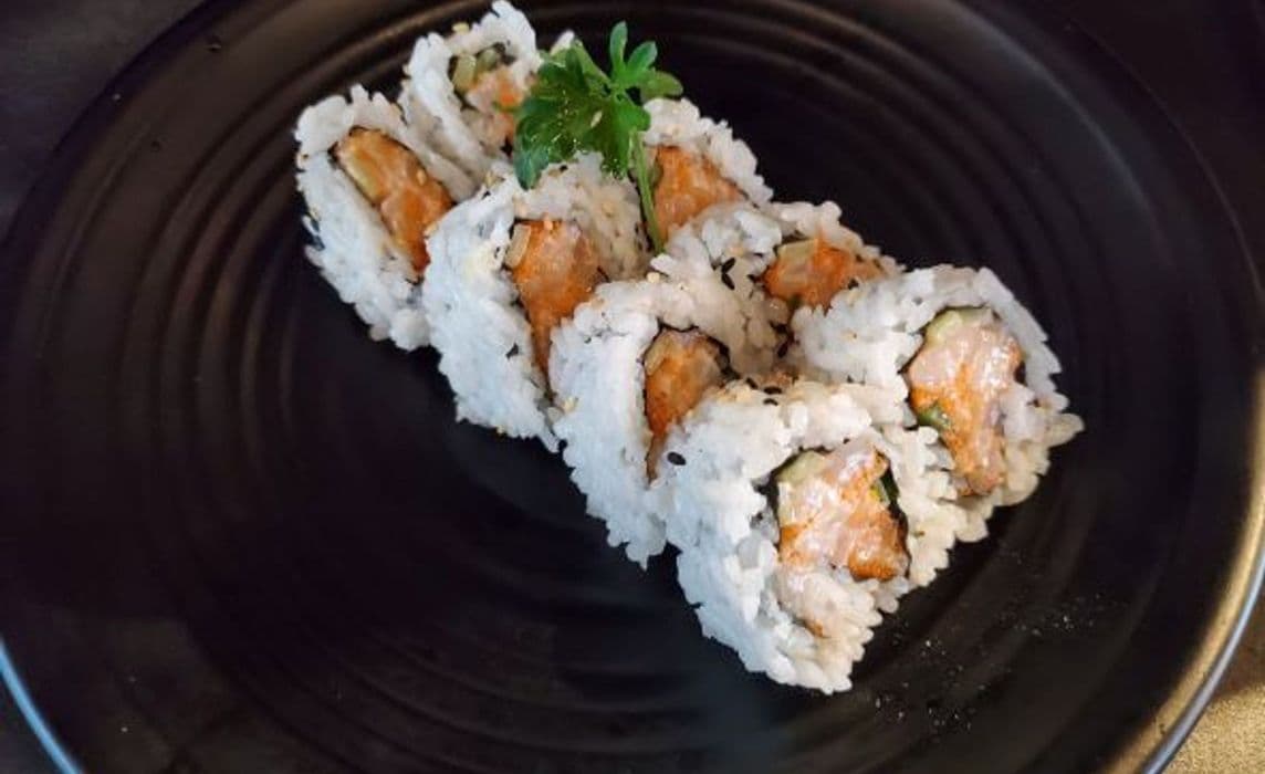 Chopped Scallop Roll (8pcs)