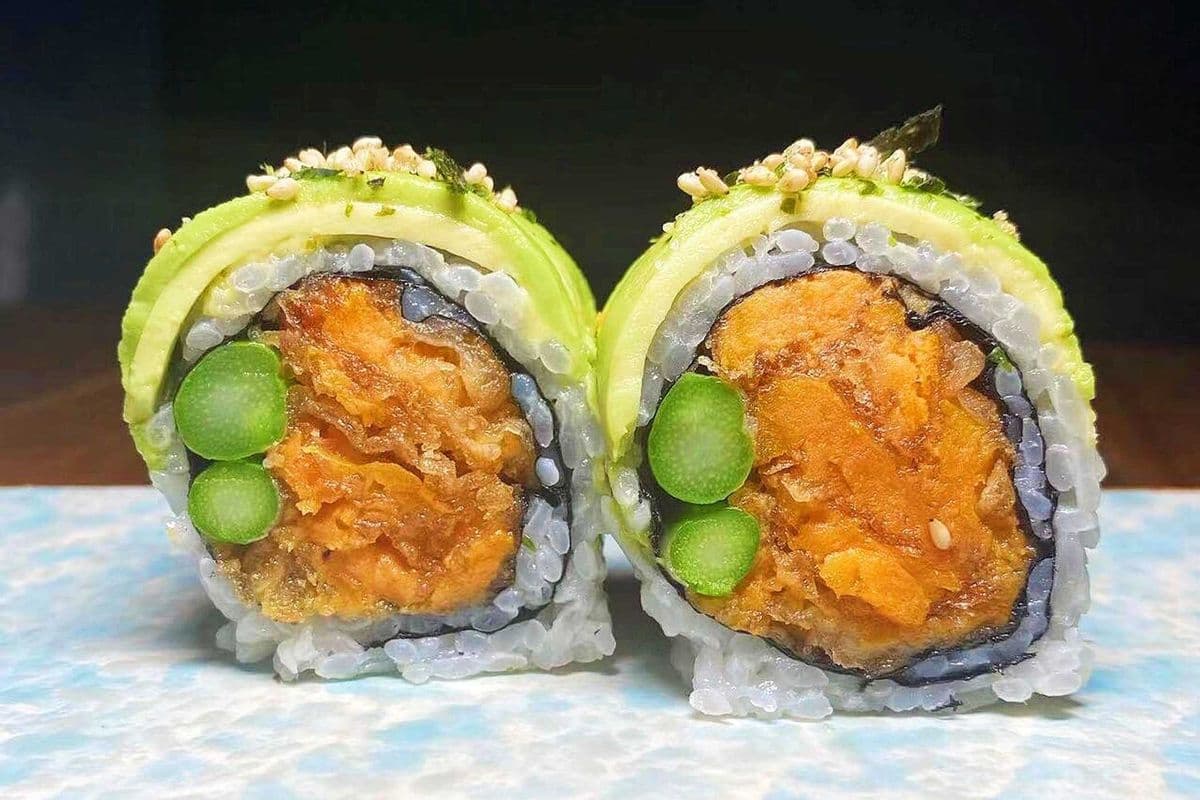 Veggie Dragon Roll (8 pcs)