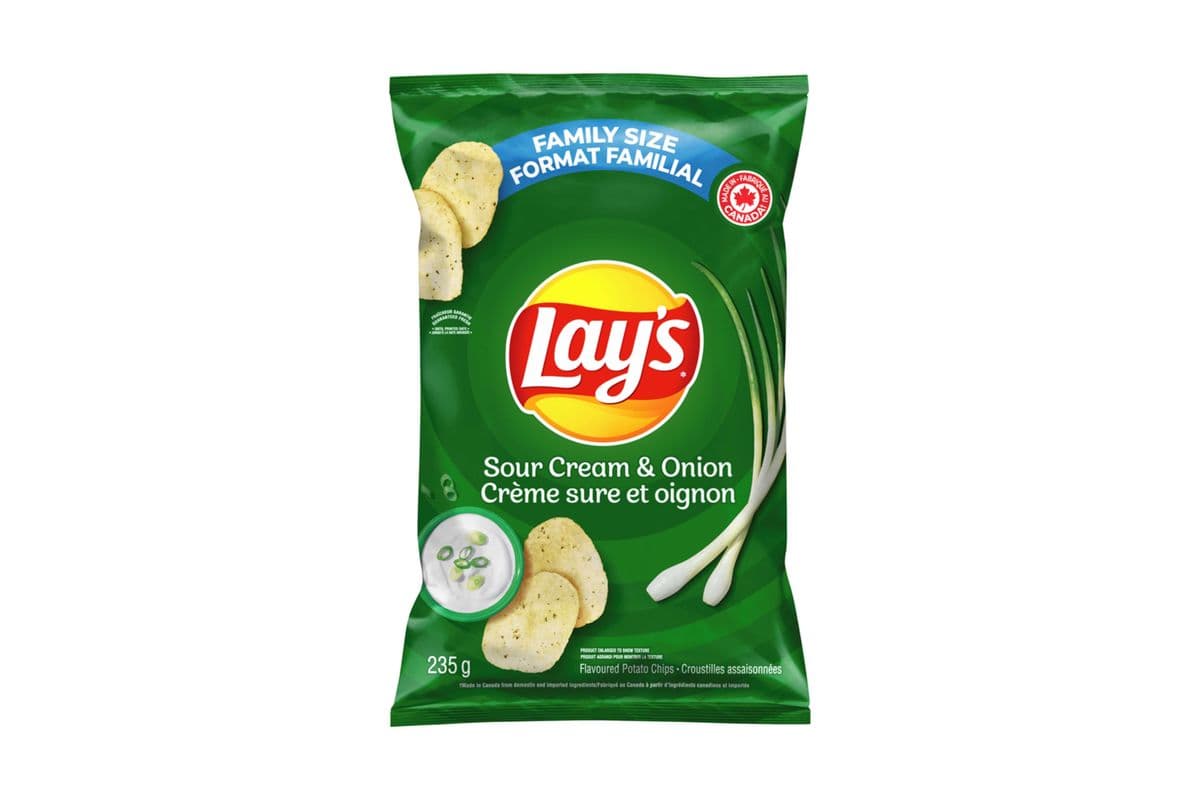 Lay's Sour Cream and Onion (235 g)