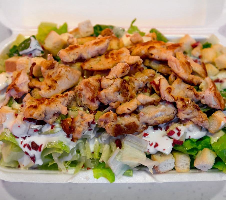  Salade César au poulet / Chicken Caesar Salad