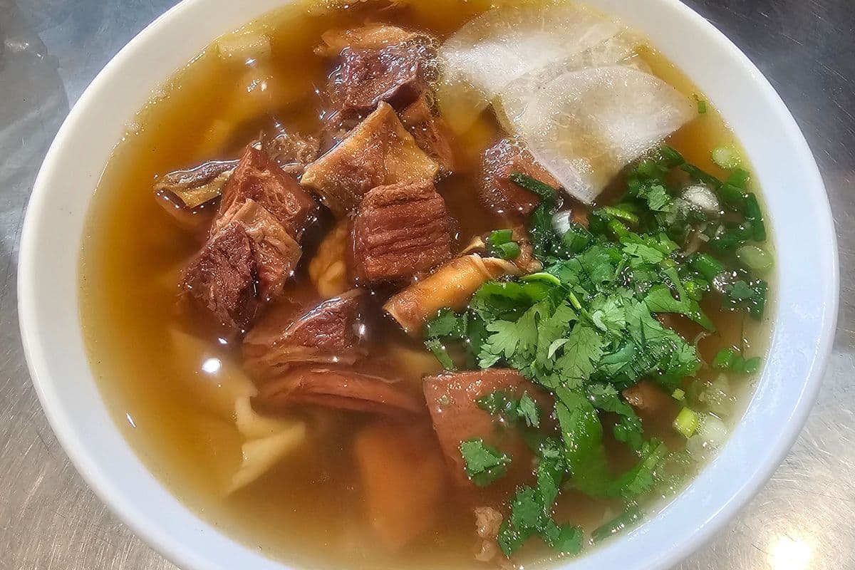 Braised Beef Brisket Noodle 红烧牛腩面