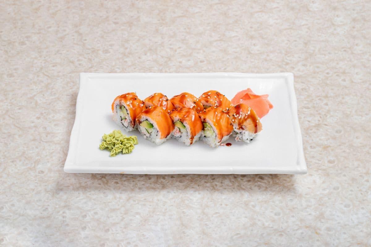 Red Dragon Roll (8 pcs)