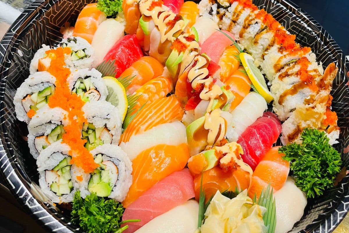 Sushi Roll A (44 pcs)