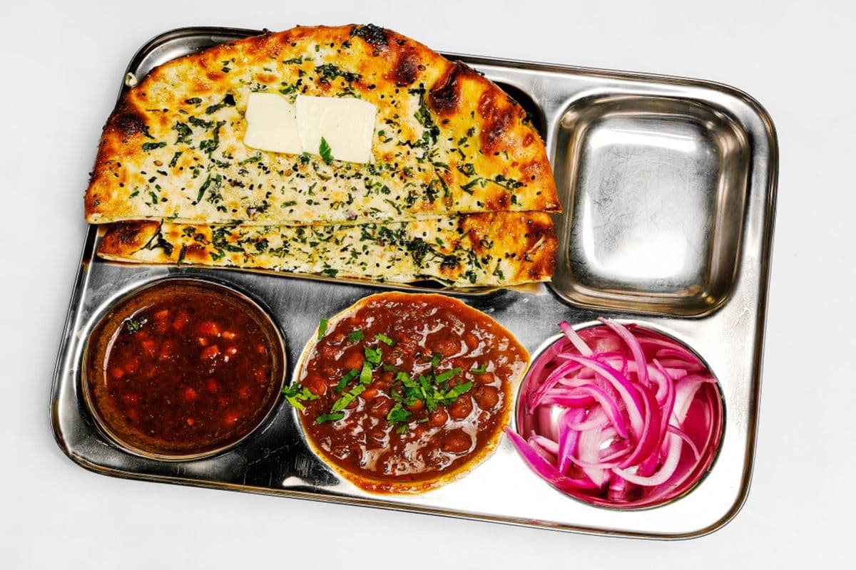 Mix Veg Kulcha