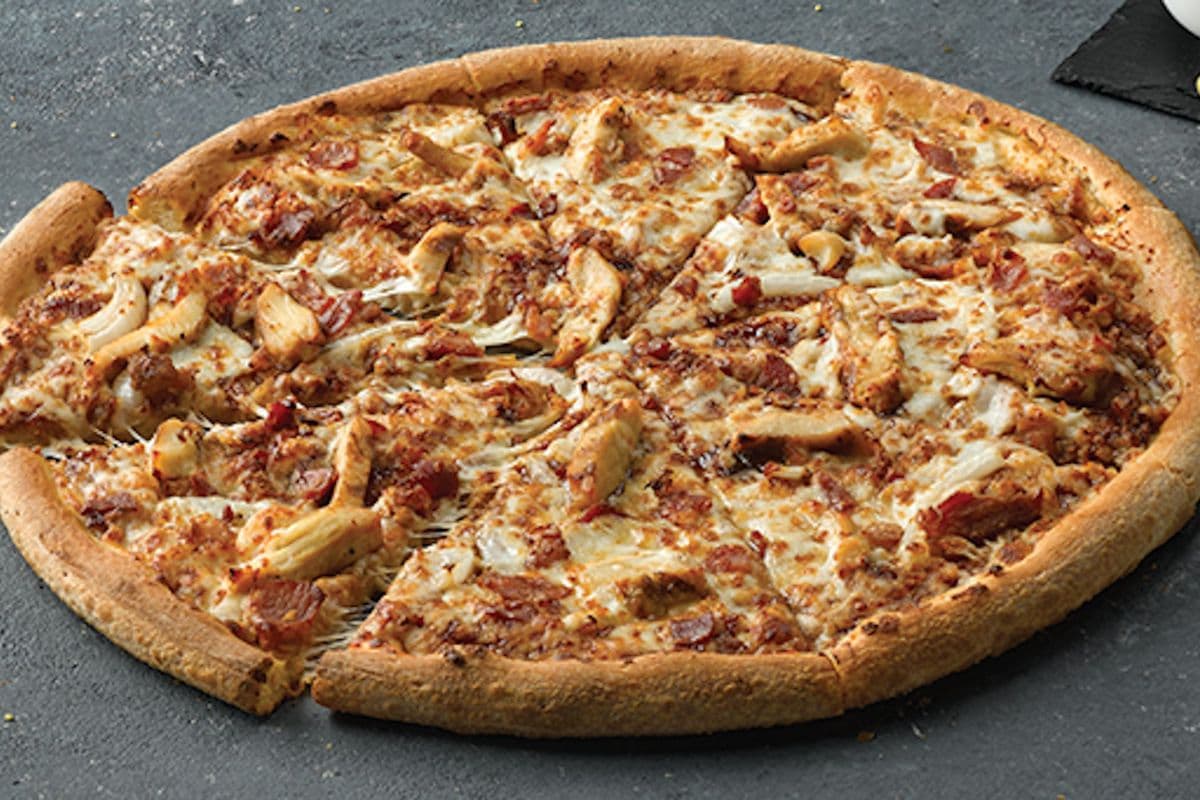 Extra Large BBQ Chicken and Bacon Pizza