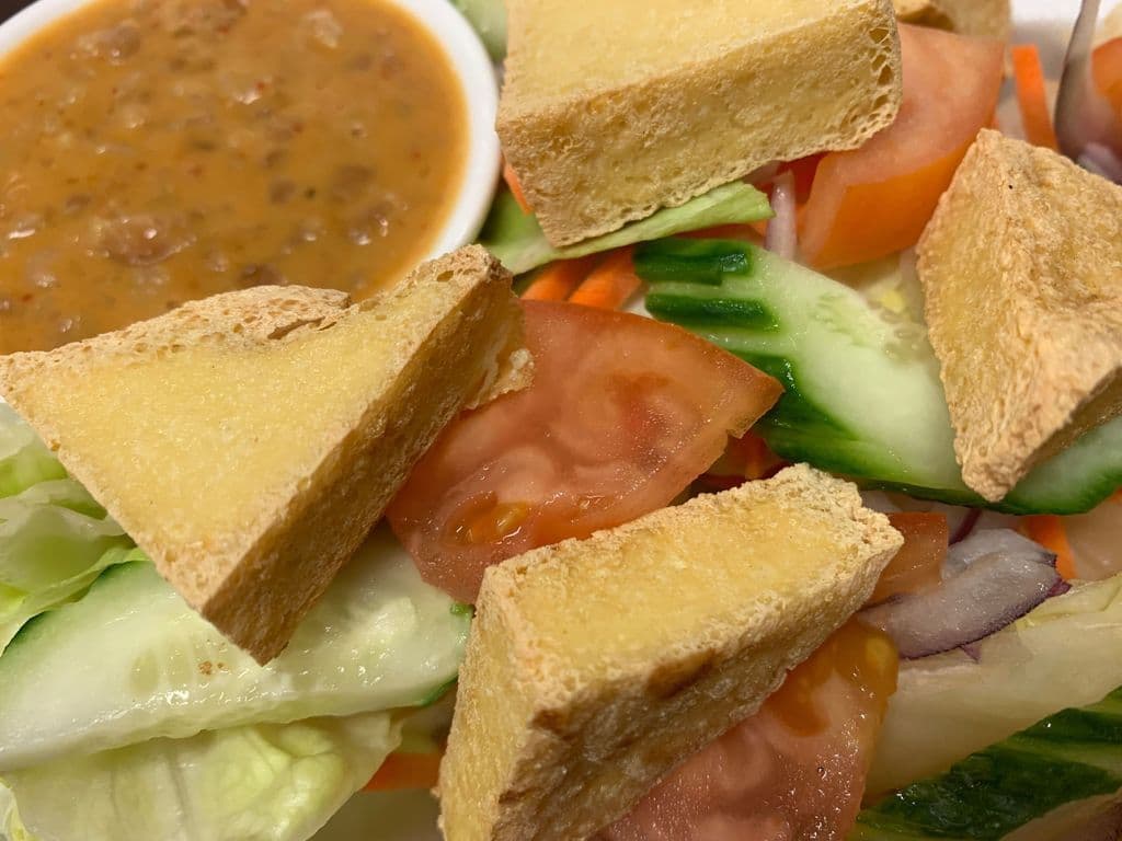 Crispy Tofu Salad