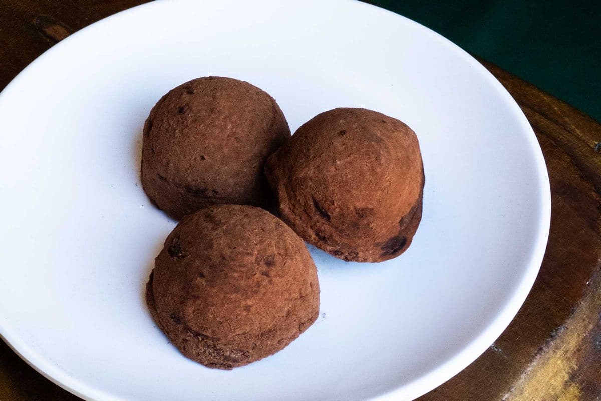 Savoy Truffles (1 pc)