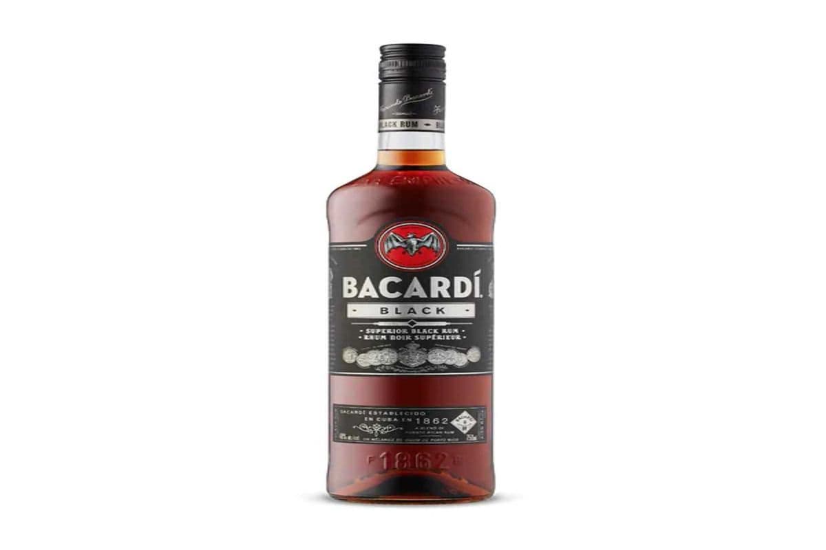 Bacardi Black 750ML (1 x 750ML)