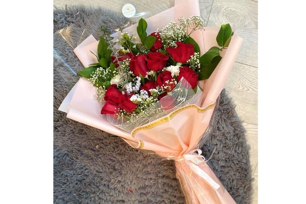 Roses Bouquet (1 Dozen)